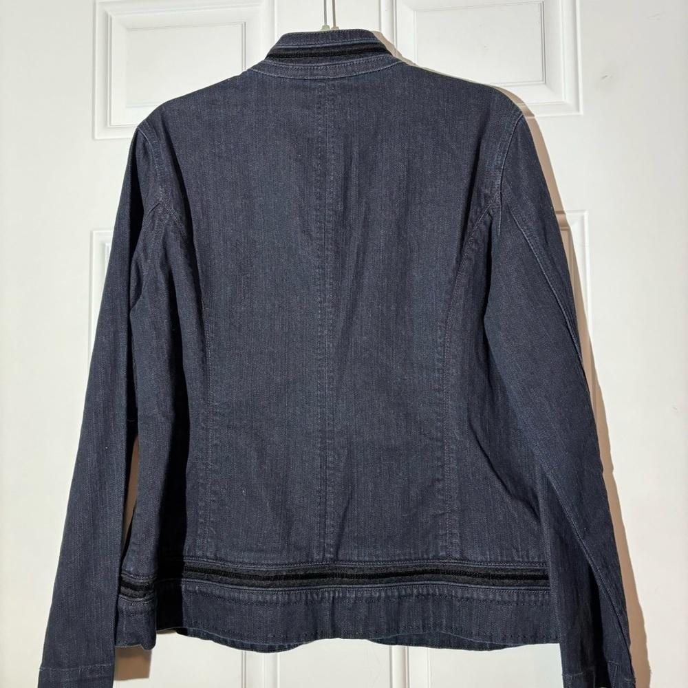 NWT Chicos Size 2 Dark Denim Embroidered Jacket - Picture 2 of 14